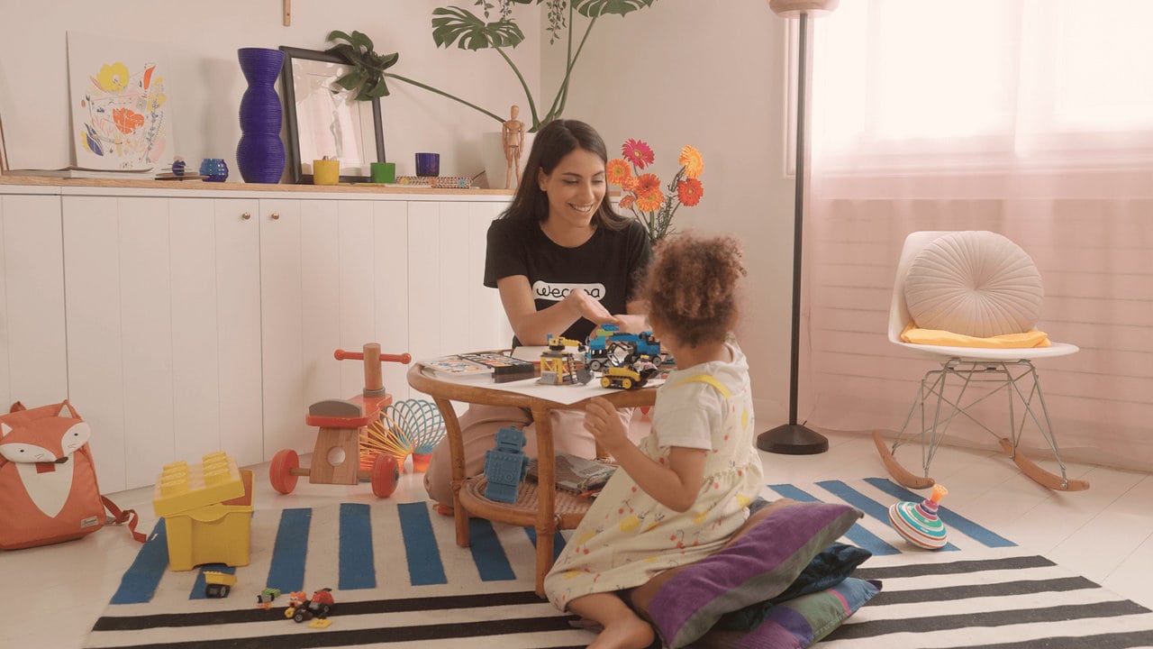 Comment devenir nounou à domicile ?